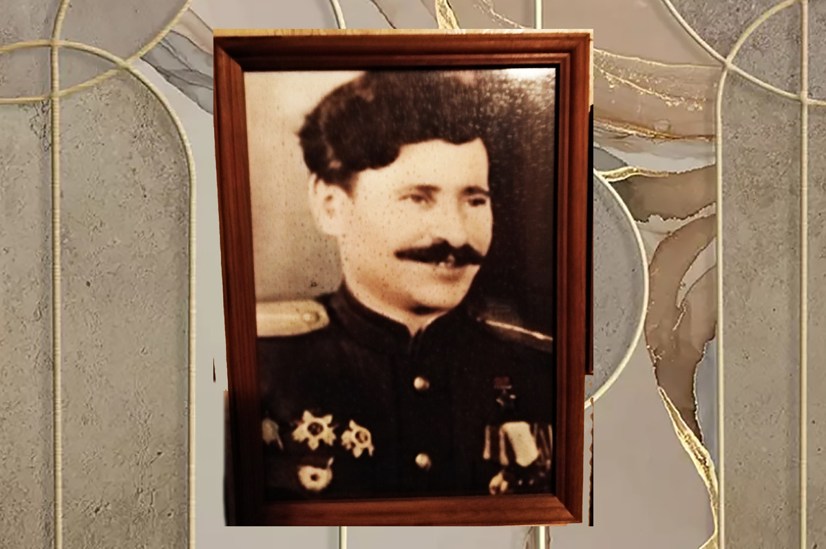 Фотография предоставлена внучкой героя и немного обработана мною