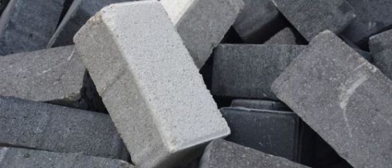 Вот так выглядит фабричный бетонный кирпич