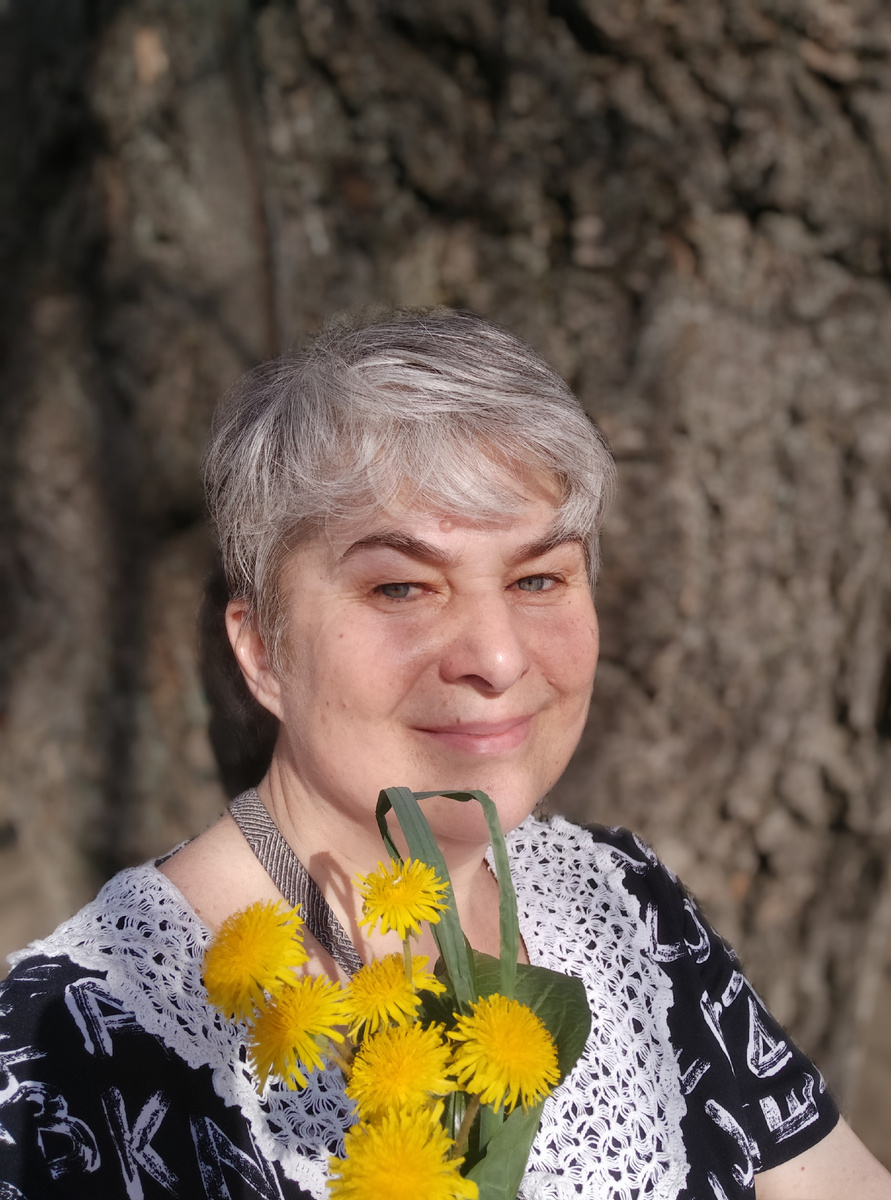 Светлана, автор блога, портрет 21 апреля 2025