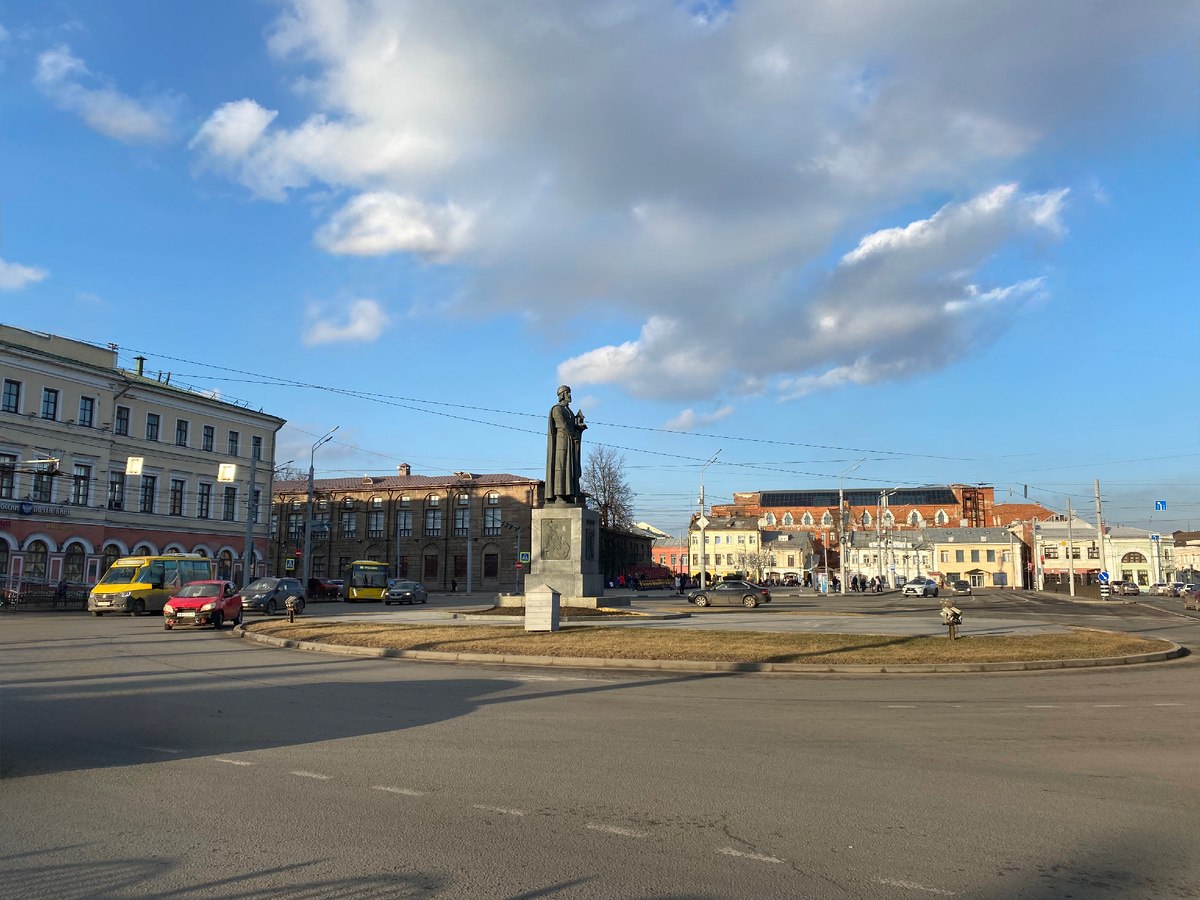 Богоявленская площадь в Ярославле