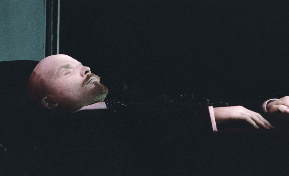 Ленин в Мавзолее