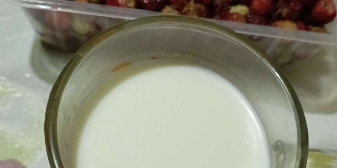 Земляника в козьем молоке: секрет бабушкиного десерта, который вы забыли?