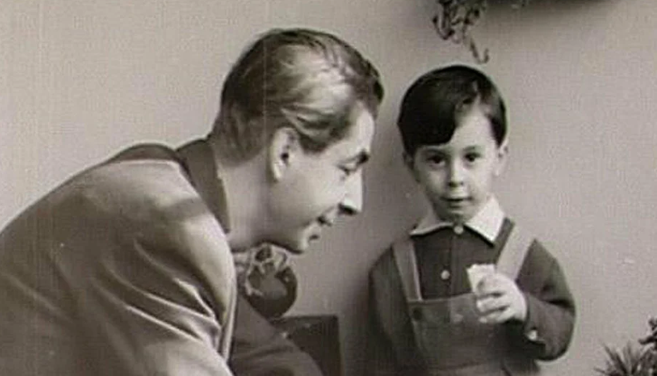 Юный Карен с великим папой