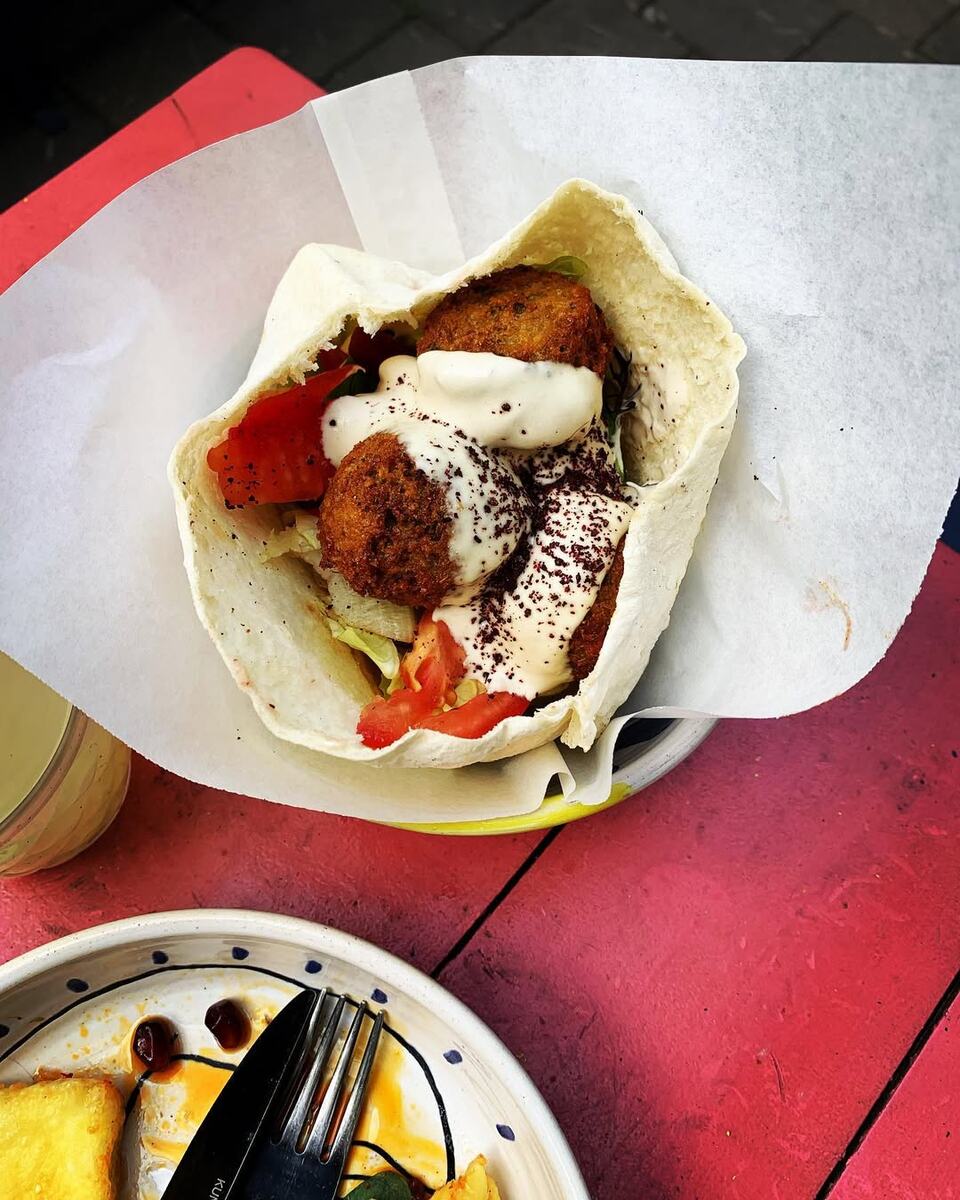 Кафе еврейской кухни Абу Гош © "Покажу Москву"