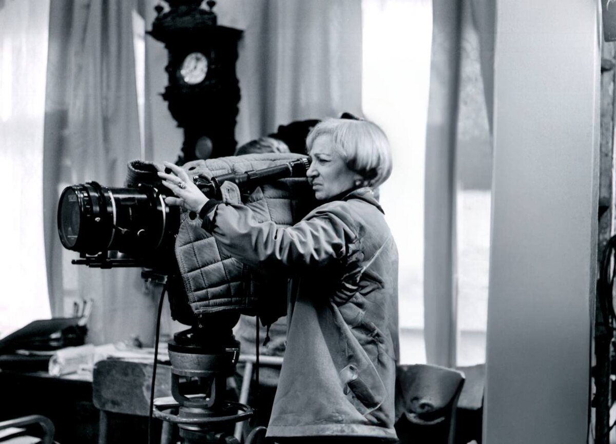 Фрагмент фотографии Татьяны Лиозновой на съемках к/ф «Карнавал», из архива В.Ю. Шмырова