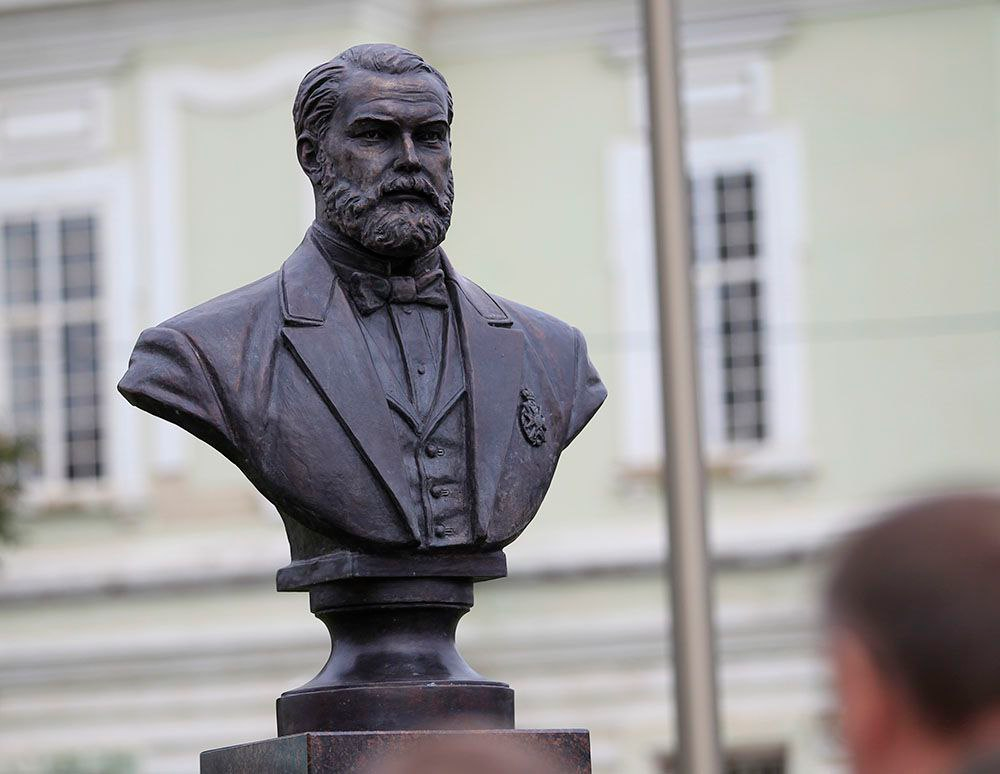 Бюст Федора Гилленшмидта в Туле