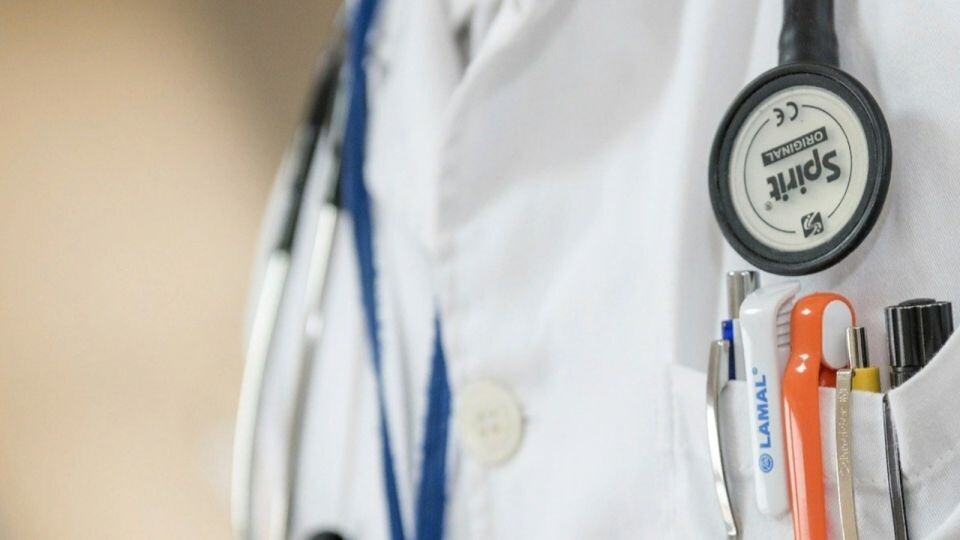    Врач. Больница. Источник: pixabay.com