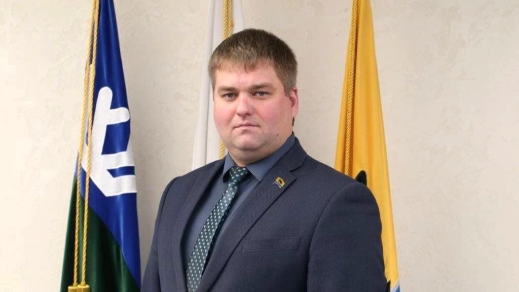    Председатель Думы Сургута поздравил югорчан с Днём местного самоуправления