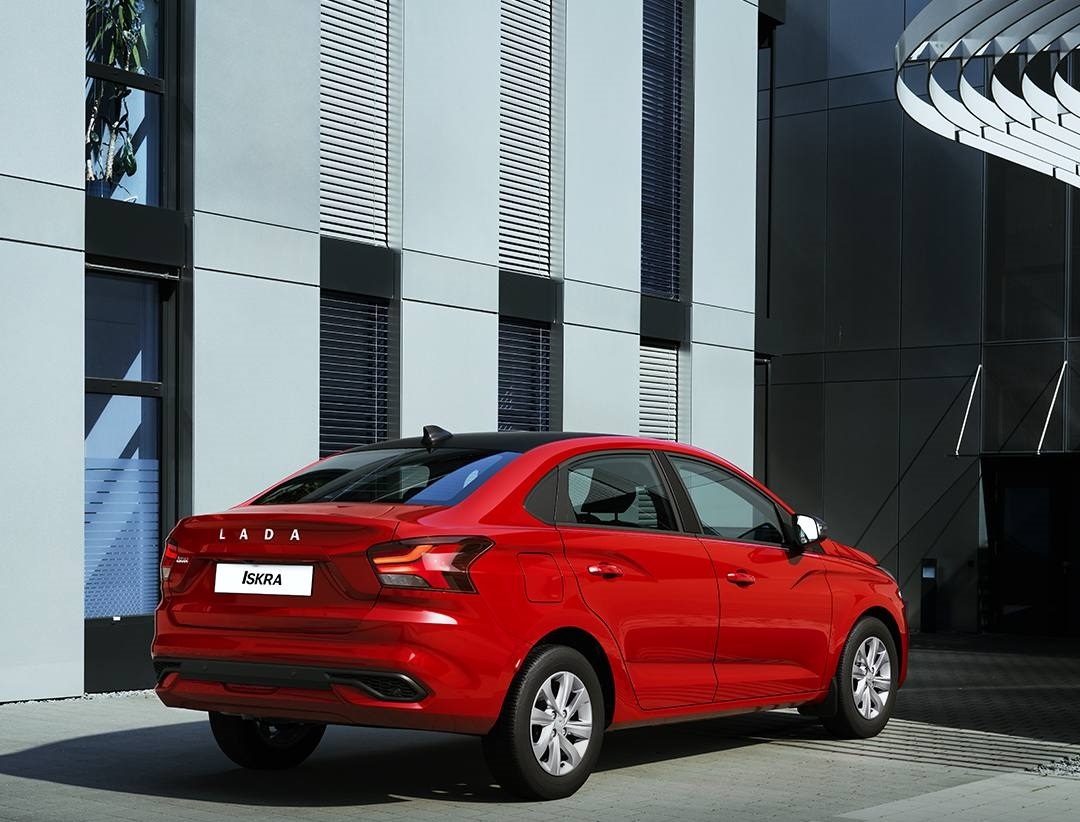   Lada Iskra