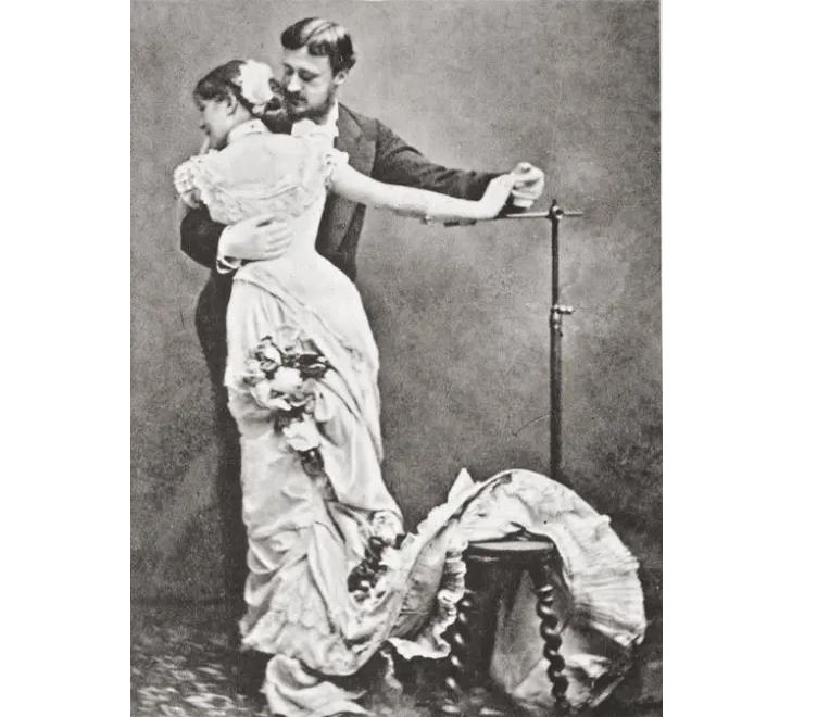 Позирование для картины "Конец бала" (с) Чз частной коллекции