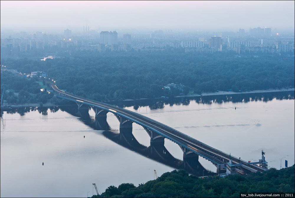 Мост (метро Киев)