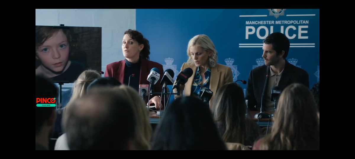 Кадр из сериала. 