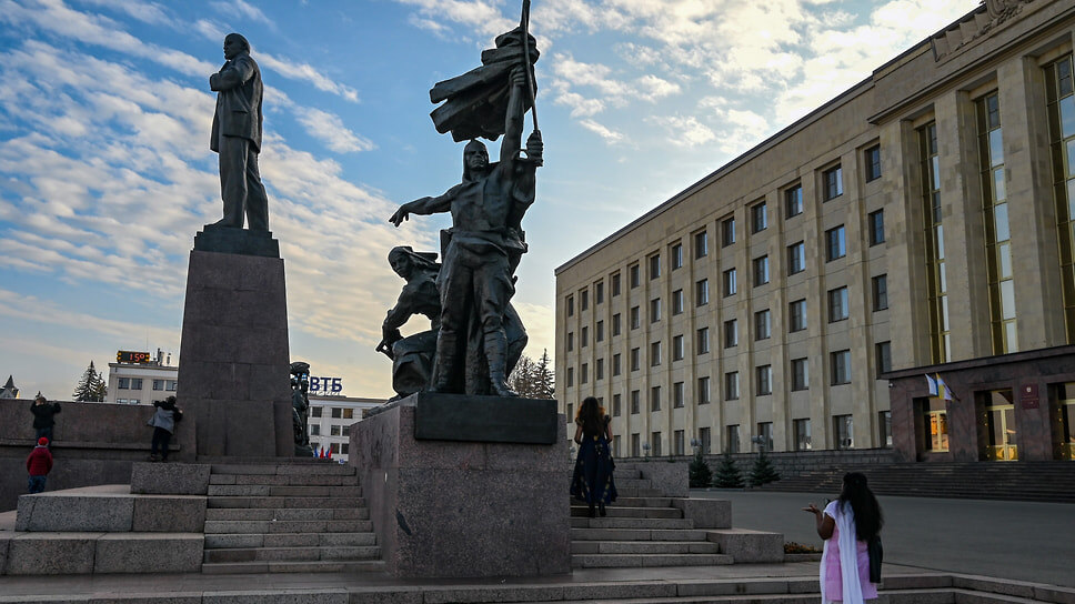 Фото: Александр Погожев / Коммерсантъ