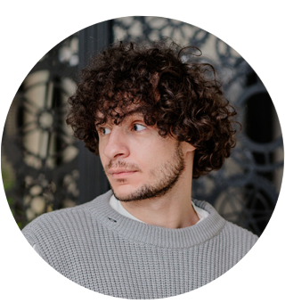 Иван Попов, менеджер по работе с клиентами, Авито Услуги