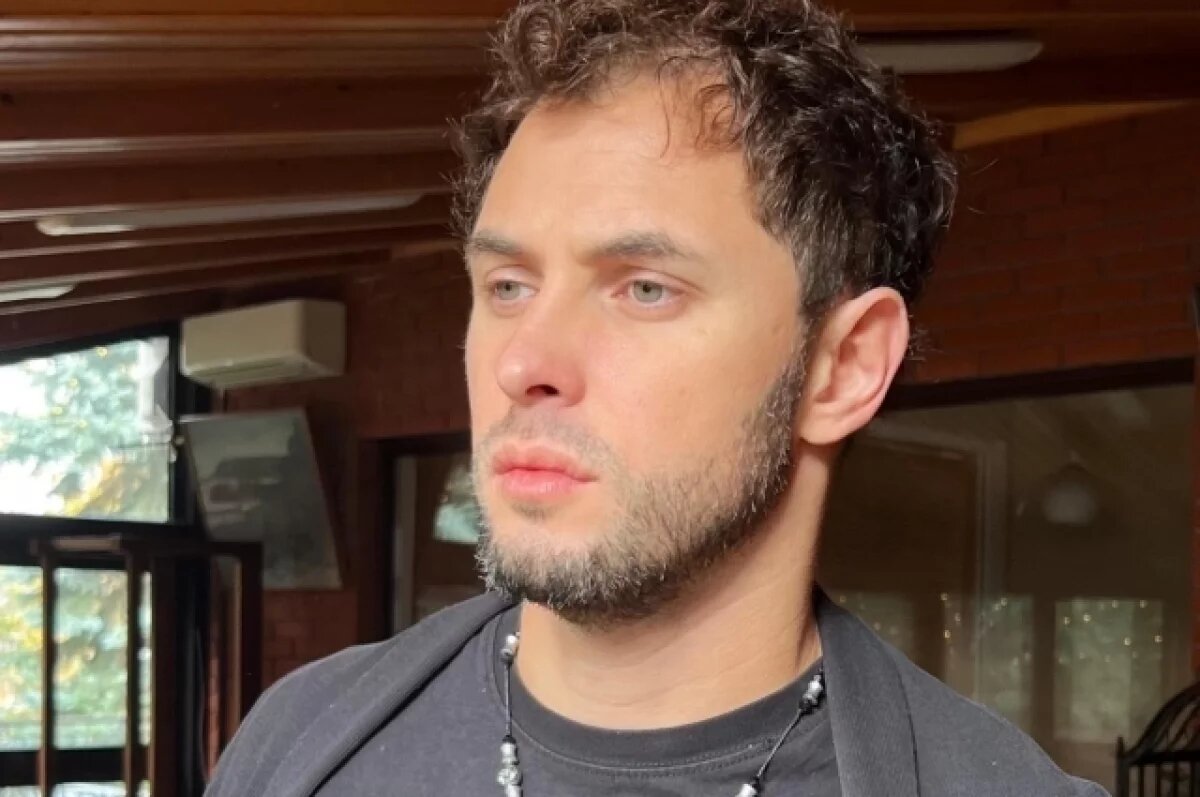    Фаворит Пугачевой Сергей Савин жестко ответил Макаревичу на оскорбления