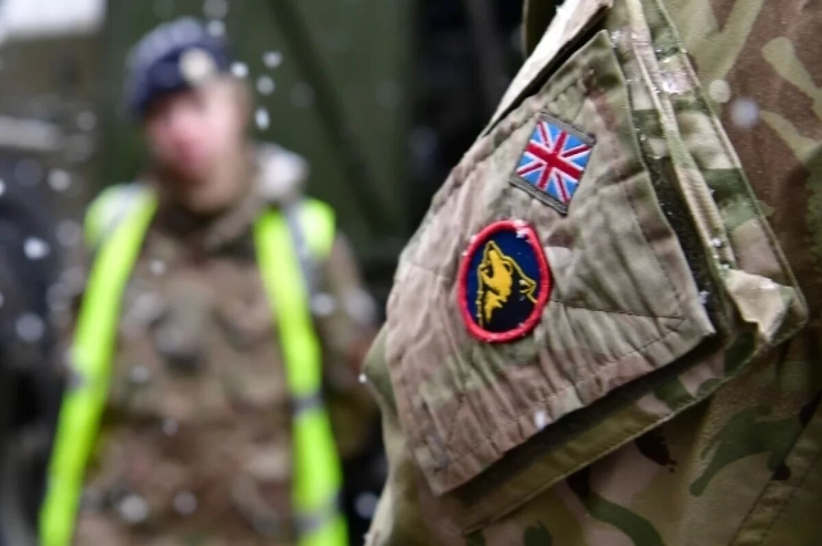    Британские военные массово увольняются, не желая воевать за Стармера