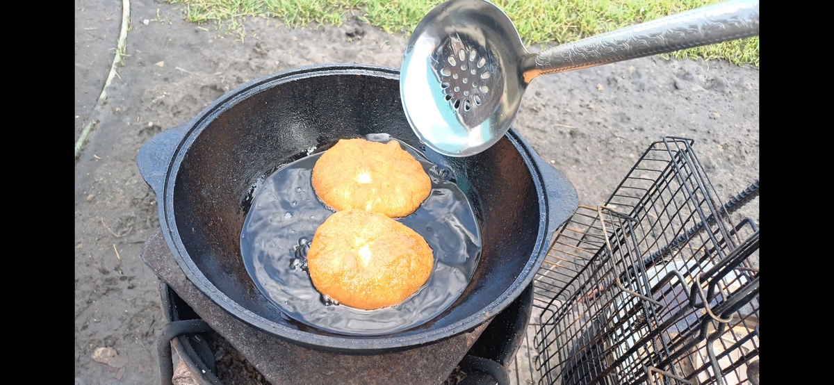 Открыли сезон БЕЛЯШАМИ в казане!!!