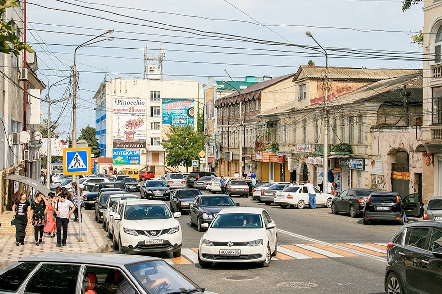 Где в России исламские народы составляют большинство населения?