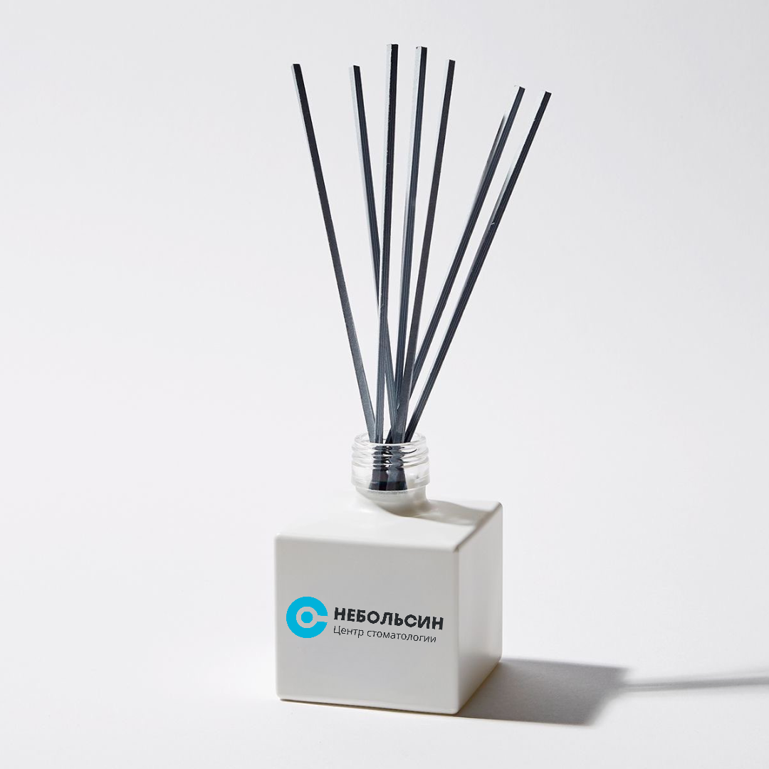 АРОМАМЕРЧ - диффузор с логотипом компании