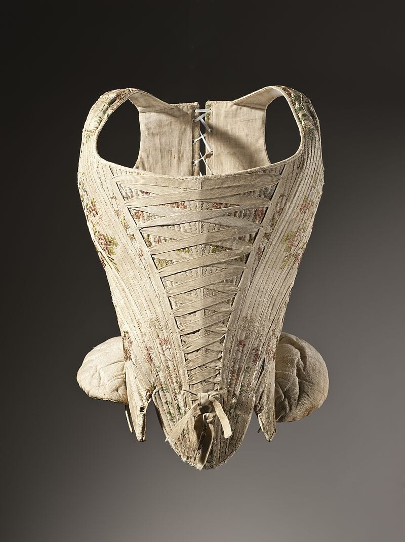 Корсет из шелка, 1730—1740.