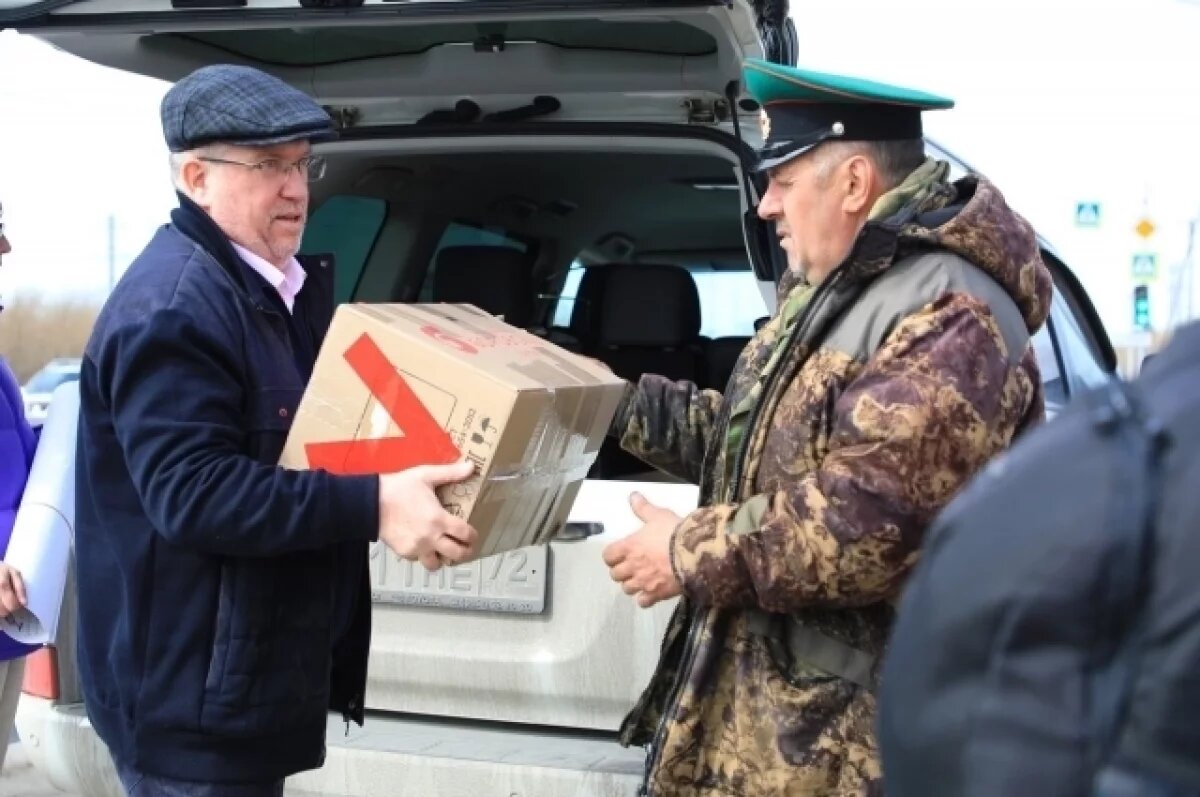    Из Тюмени на СВО отправили 11 грузовиков с гуманитаркой