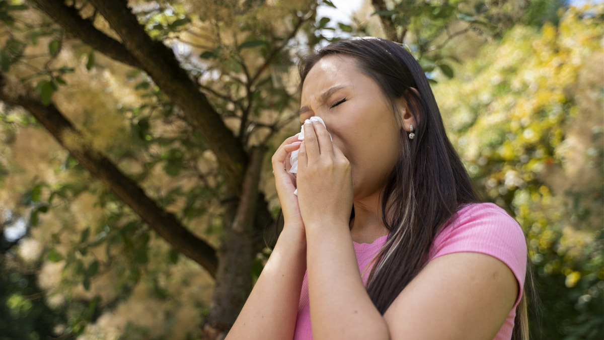    На фоне жаркой погоды у россиян может обостриться аллергия. Фото: freepik