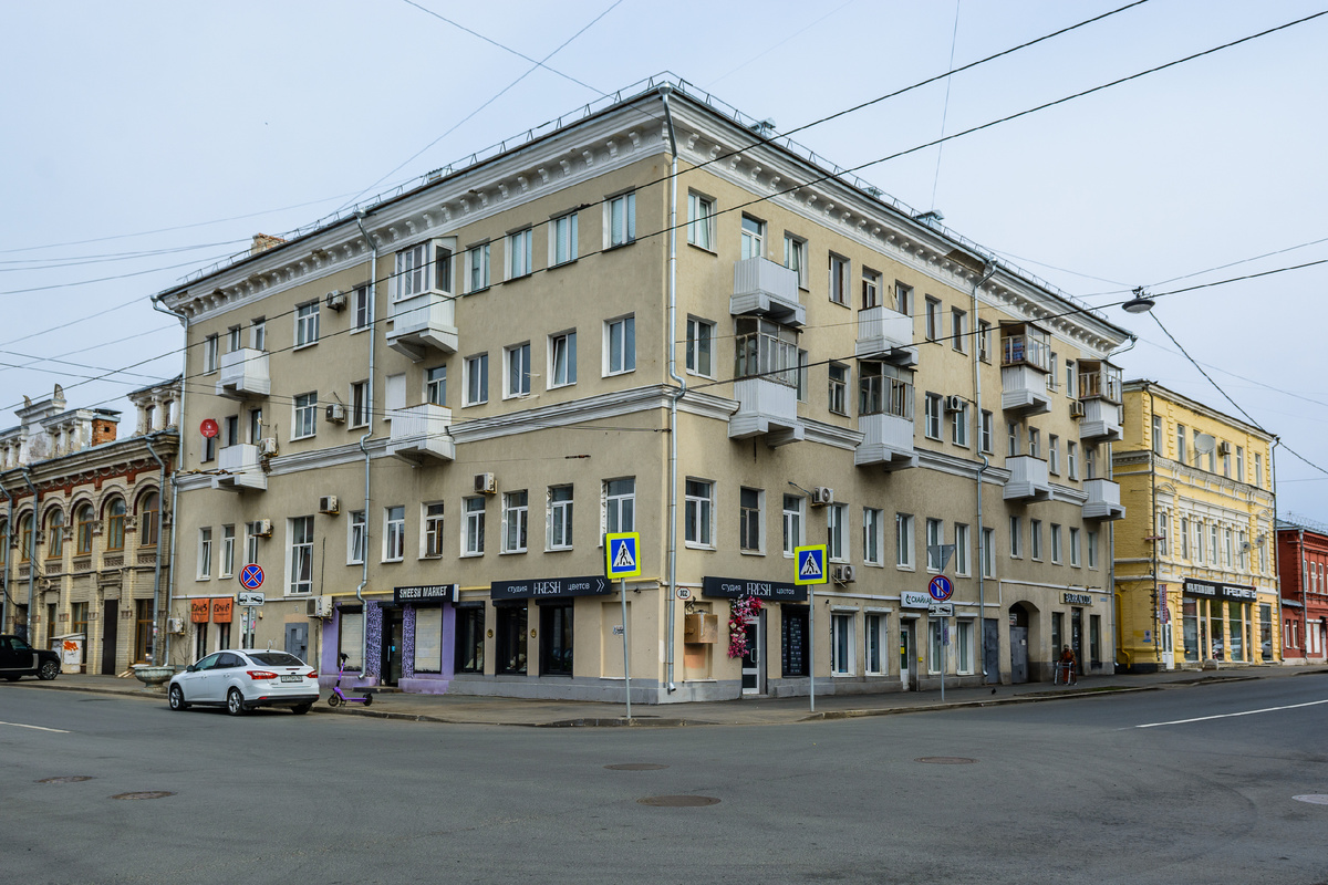 Некрасовская, 58 / Молодогвардейская, 102