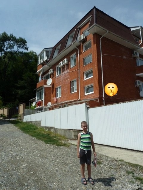 Около маминого дома