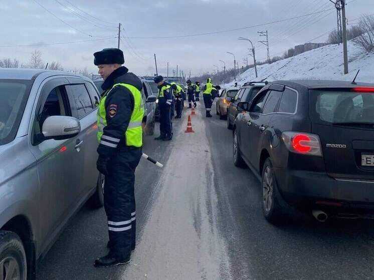     В Мурманске с 21 по 25 апреля пройдет рейд «Встречная полоса». Фото: пресс-служба Госавтоинспекции Мурманской области.