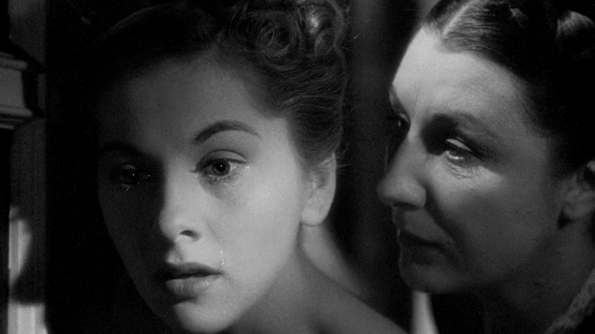 Кадр из фильма «Ребекка», 1940 год, режиссер Альфред Хичкок