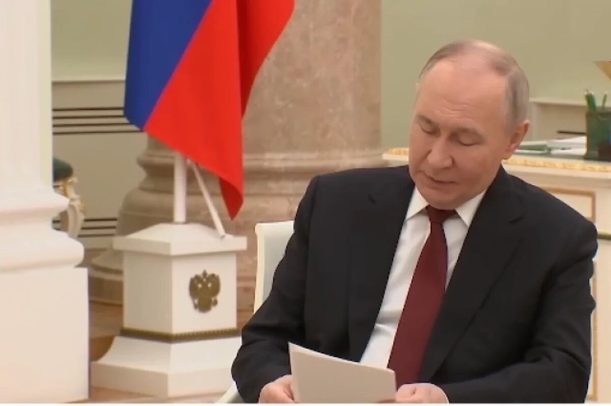    Путин запретил иноагентам участвовать в образовании и просвещении в России