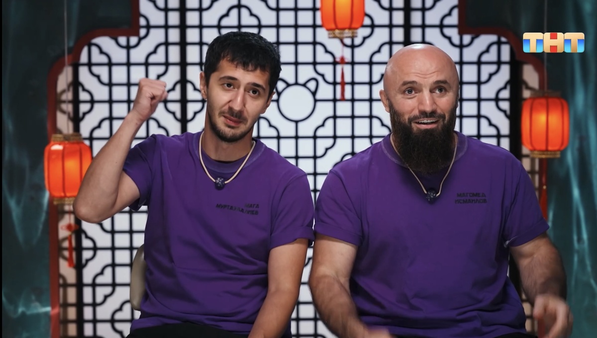 Уже держит виртуальный нож в руке