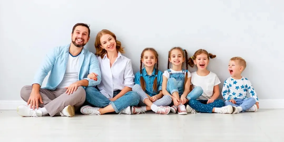 "Пенсионный бум для многодетных: Как новые законы увеличат выплаты матерям с 2026 года"