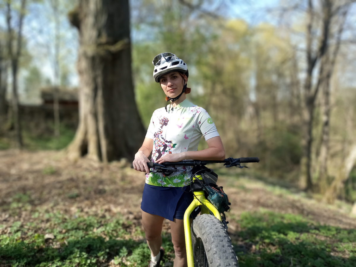 У дороги вяз стоит, которому 350 лет