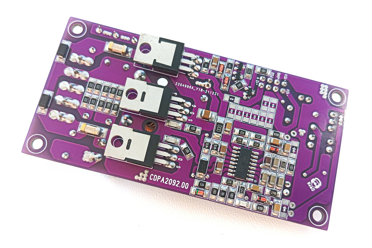 Внешний вид собранной платы усилителя мощности CDPA2092
