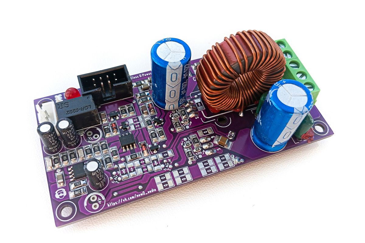 Внешний вид собранной платы усилителя мощности CDPA2092