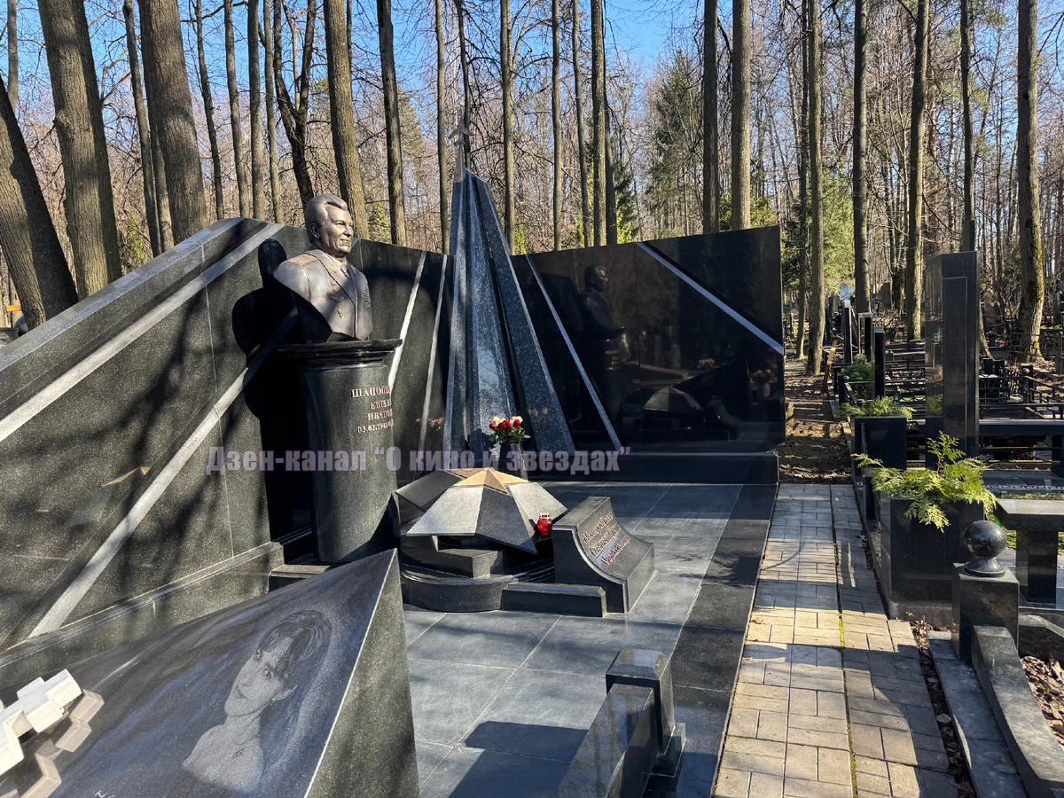 Фотографии сделаны авторами канала "О КИНО И ЗВЕЗДАХ"