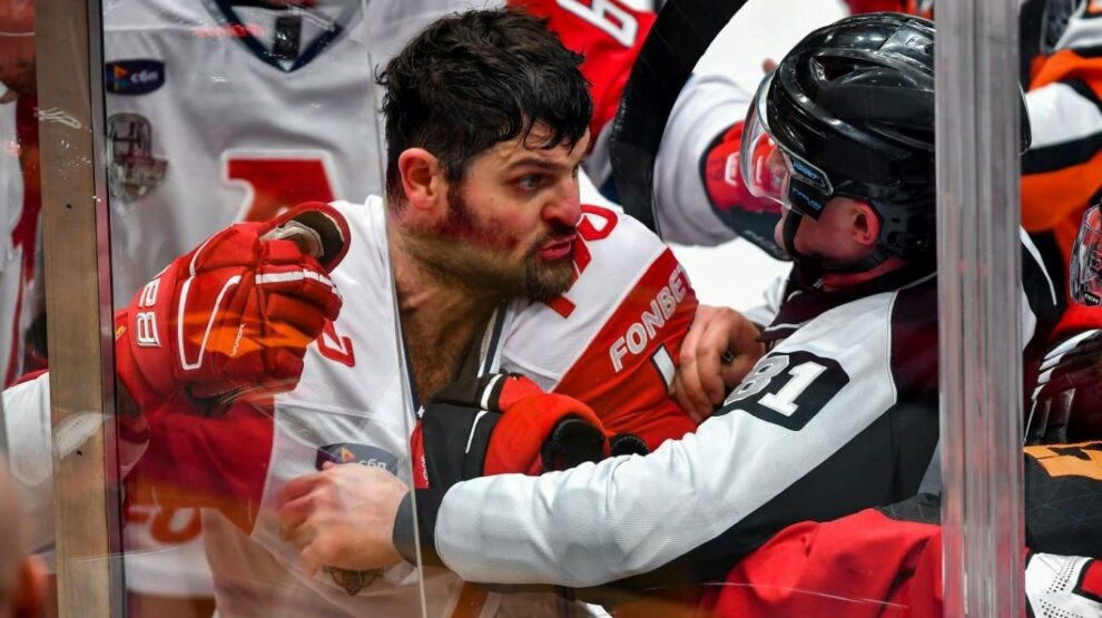    Александр Радулов страшен в гневе. Фото: официальный сайт КХЛ