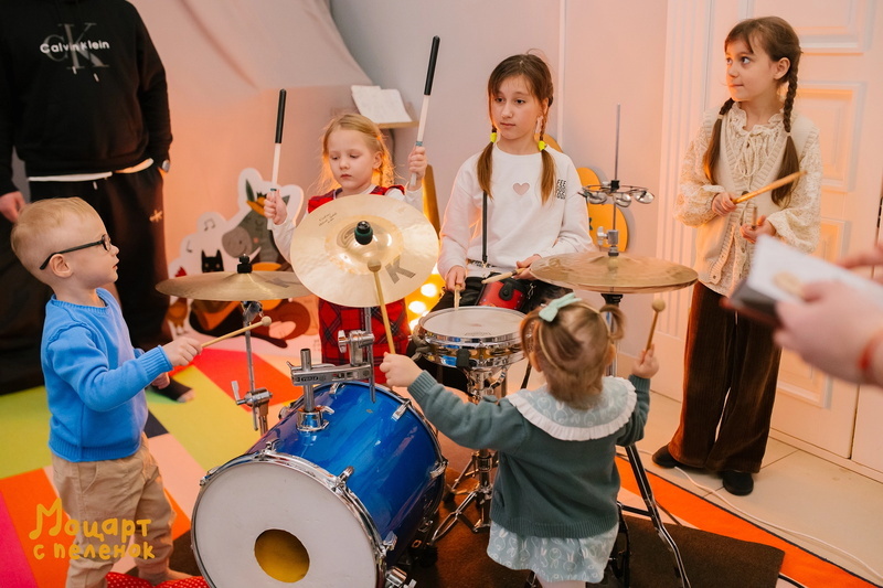 Листайте вправо, чтобы увидеть больше изображений