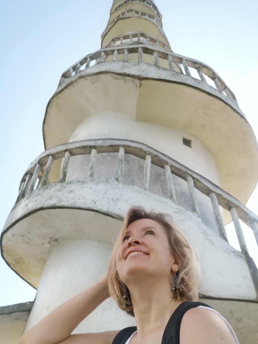 Белоснежная башня Амбулувава