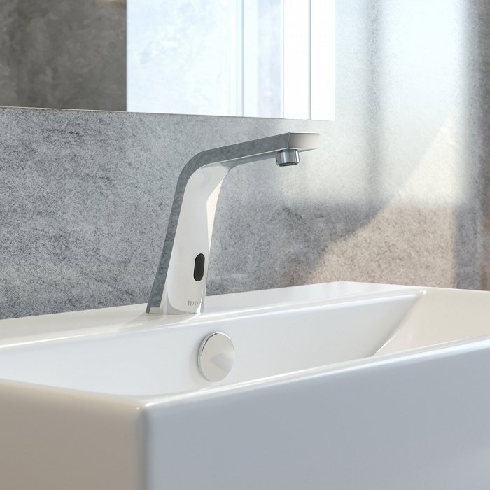 Смеситель для раковины сенсорный Iddis Pulse 020SBSNi86 на сайте дождь-сантехника.рф