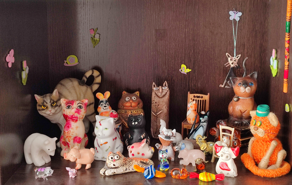 Групповое фото моего домашнего зоопарка, но здесь не все, а только мелкие. 