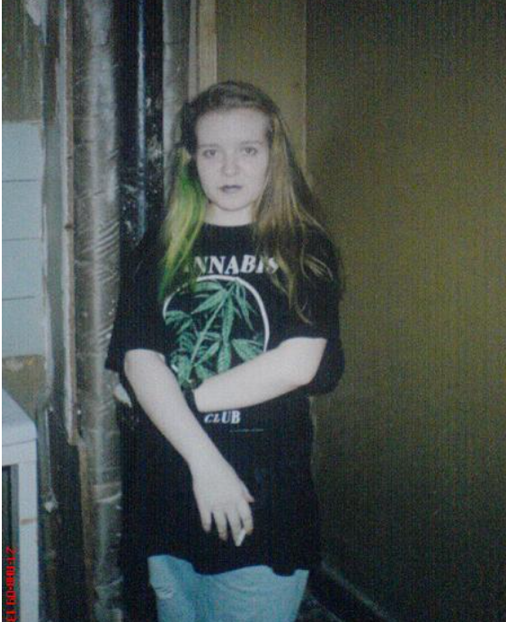 год 1999, кухня студенческой общаги