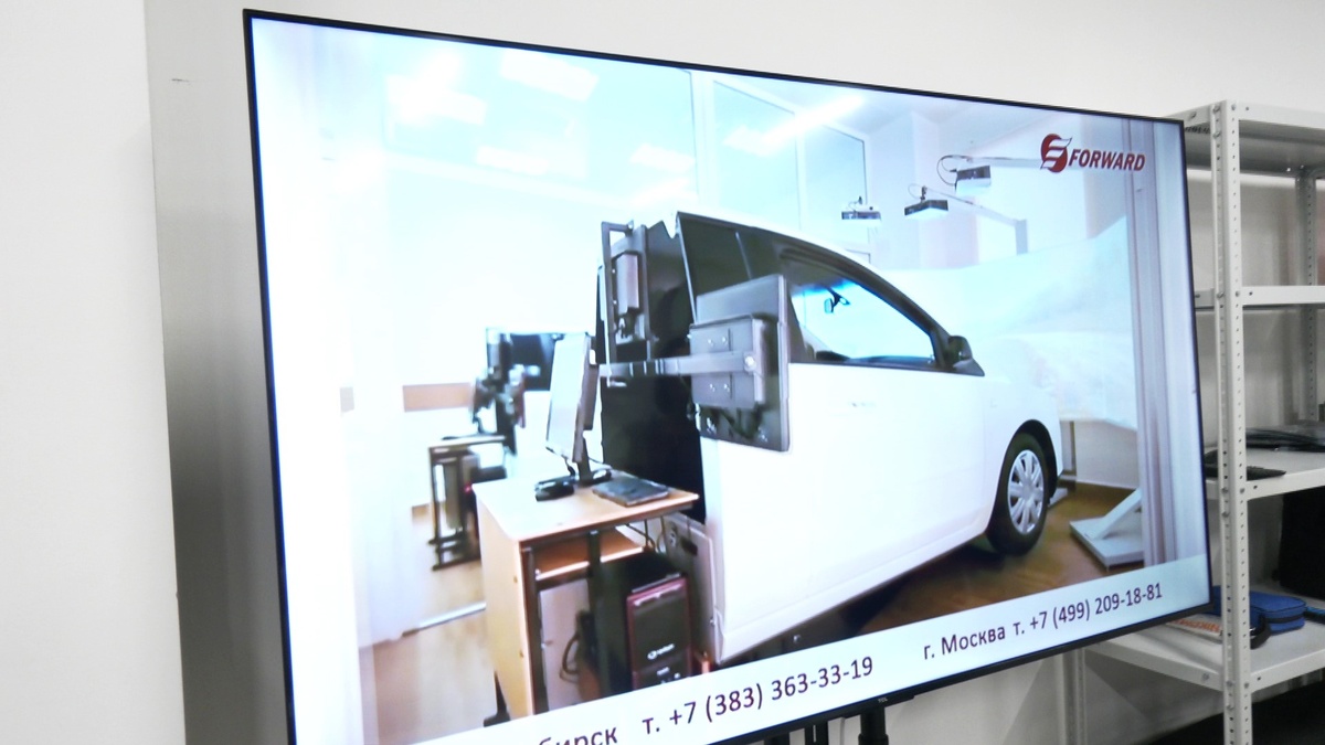    Югорский филиал фонда «Защитники Отечества» представил уникальный учебный тренажёр для реабилитации