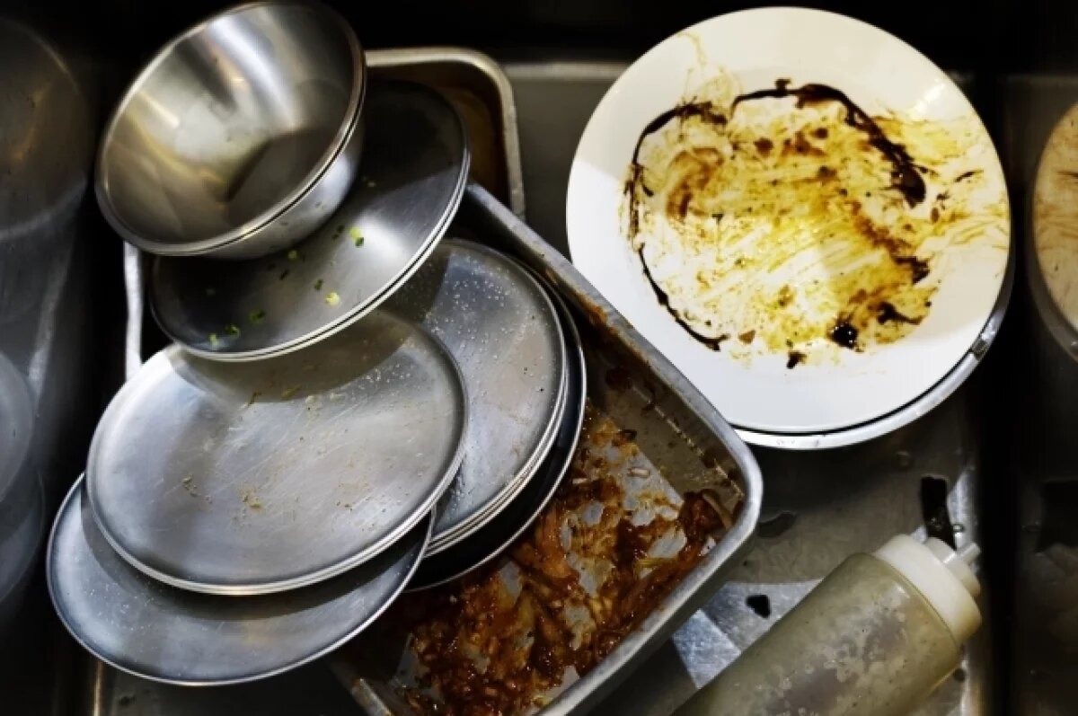    Конфликт приговорённого в России американца Блэка начался с грязной посуды