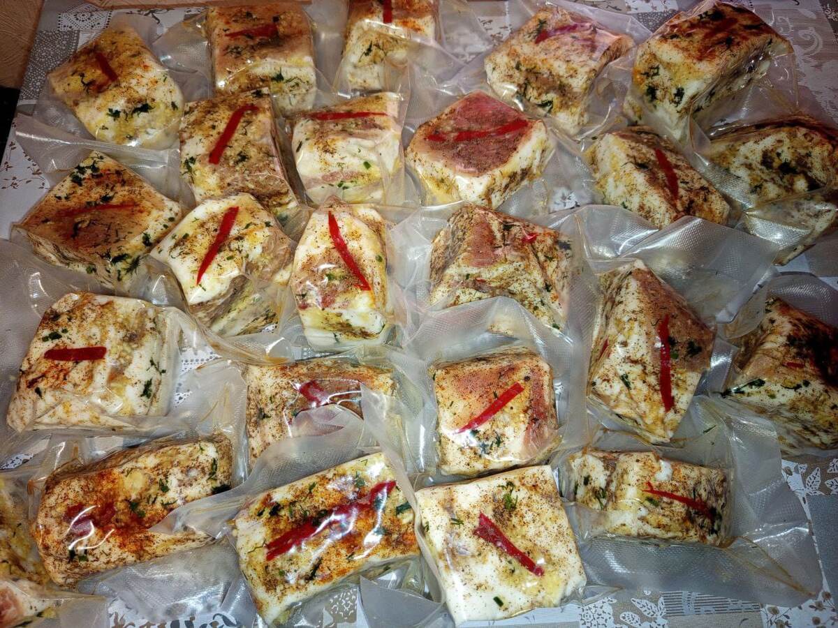 На фото 10 кг готоваого продукта.