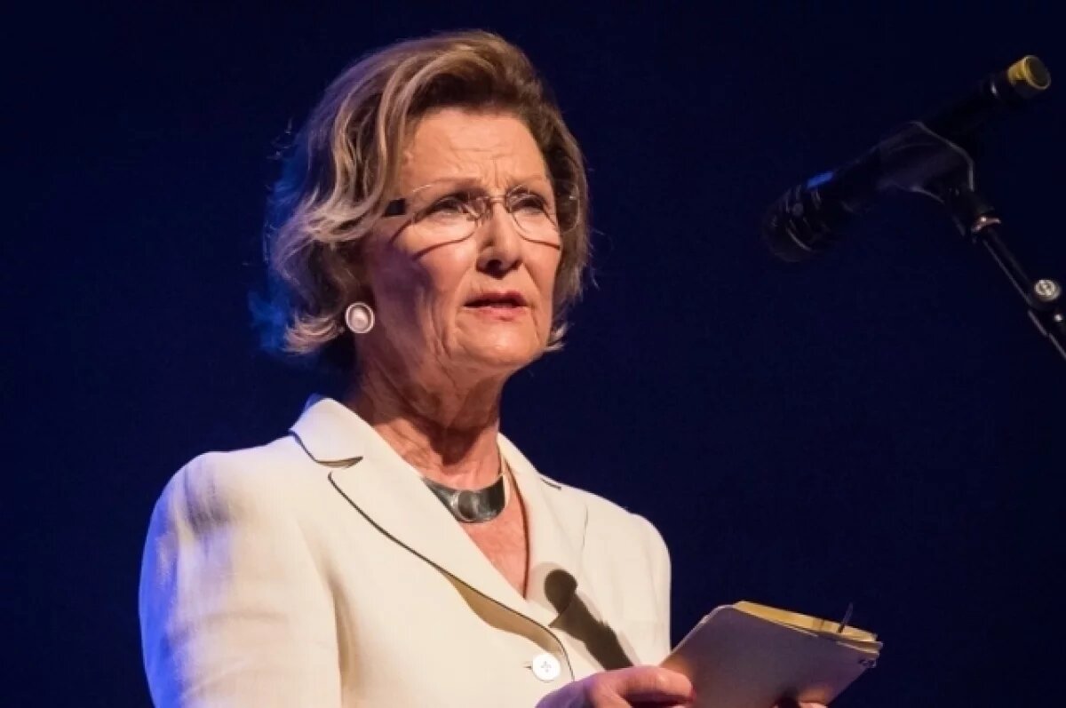    Королева Норвегии Соня попала в больницу после жалоб на здоровье