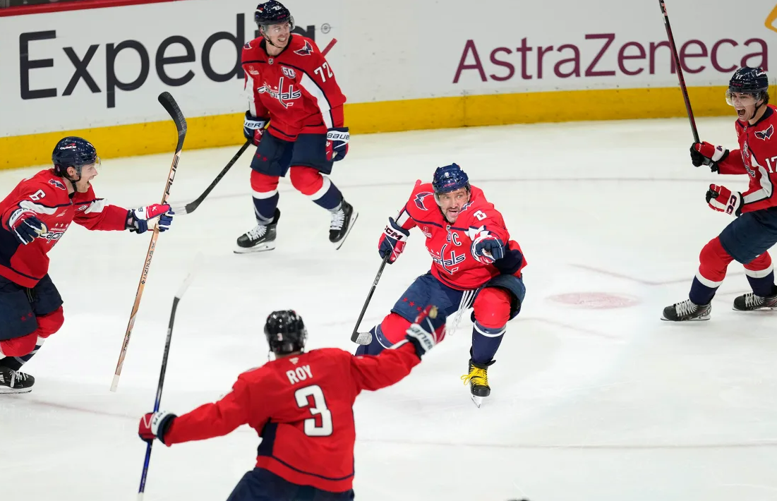 Александр Овечкин начал Кубок Стэнли-2025 с победного дубля. Фото: НХЛ