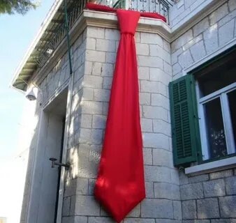 украшение города в день галстука