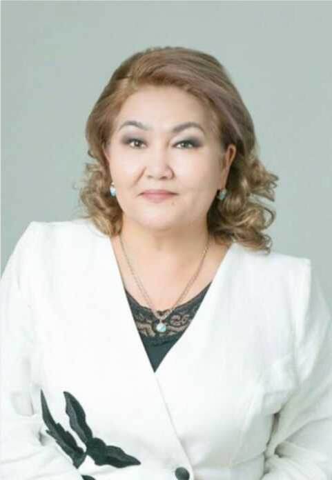 Роза БОЛАТАЕВА, директор ШЛ №60, Почётный работник образования РК, обладатель нагрудного знака Ы.Алтынсарина руководитель первой категории